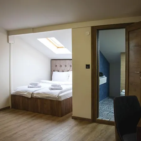 Апарт-отель Elevenrooms